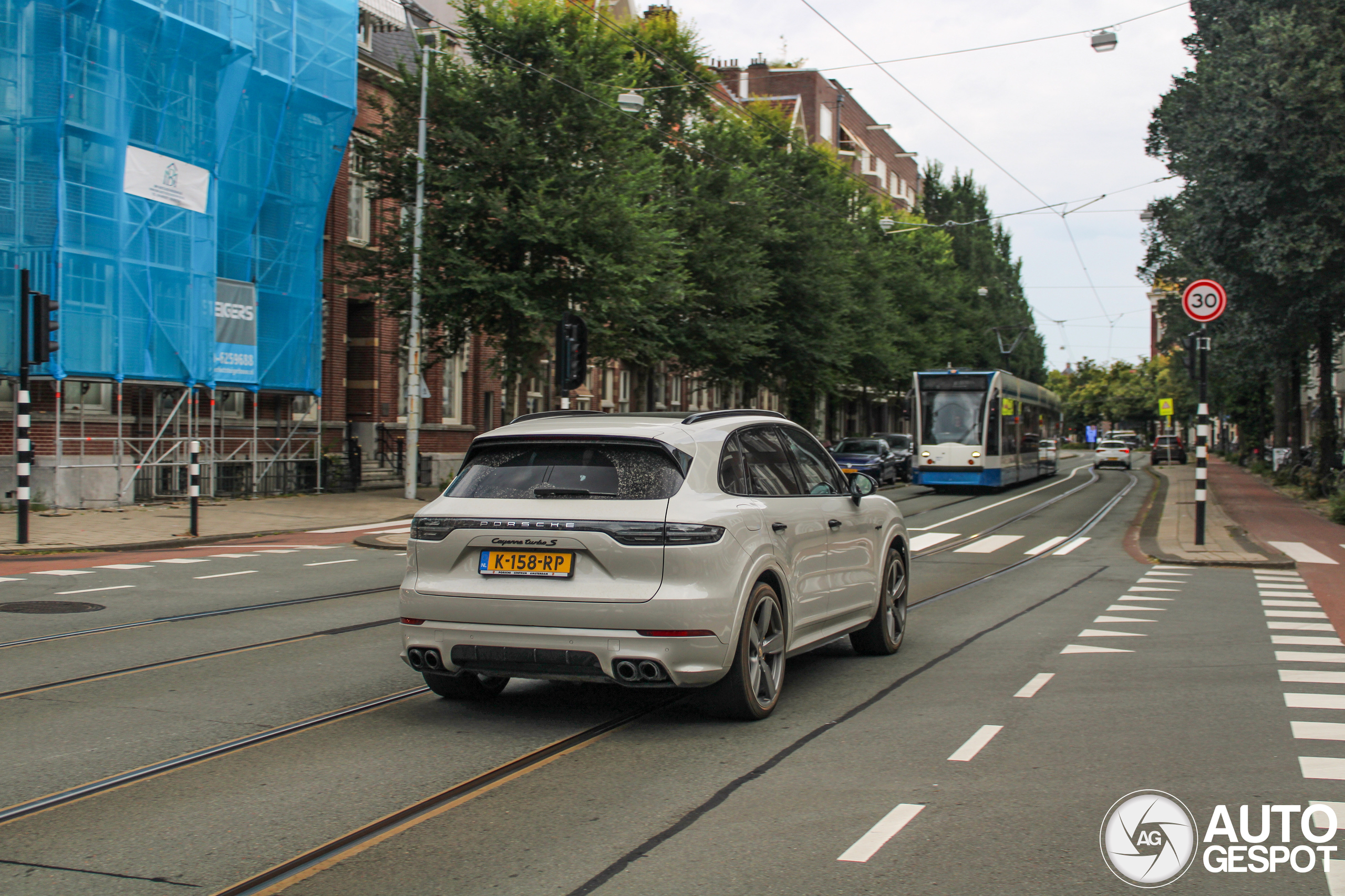 Porsche Cayenne Turbo S E-Hybrid