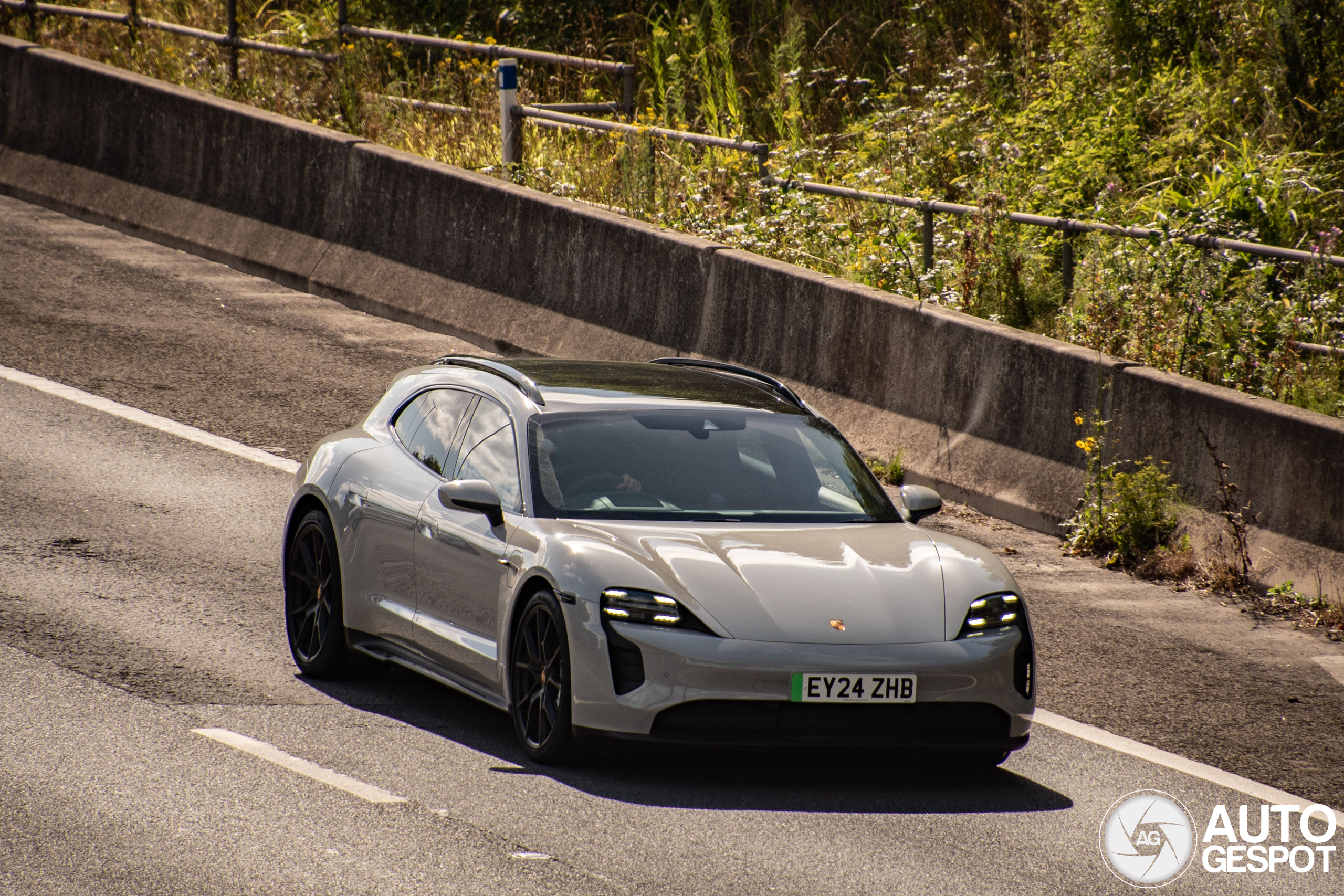 Porsche Taycan GTS Sport Turismo