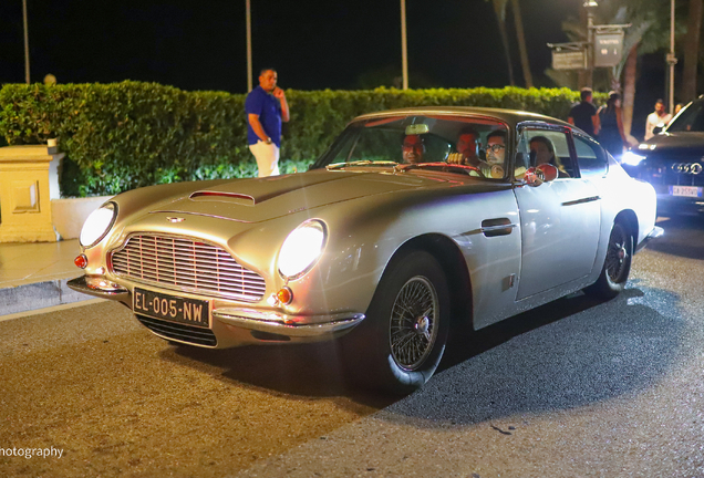 Aston Martin DB6 MKI