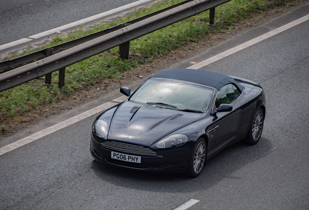 Aston Martin DB9 Volante