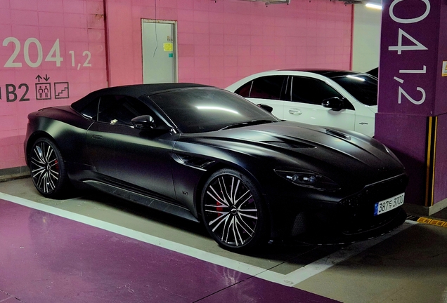 Aston Martin DBS Superleggera Volante