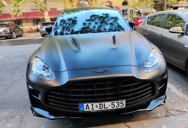 Aston Martin DBX707