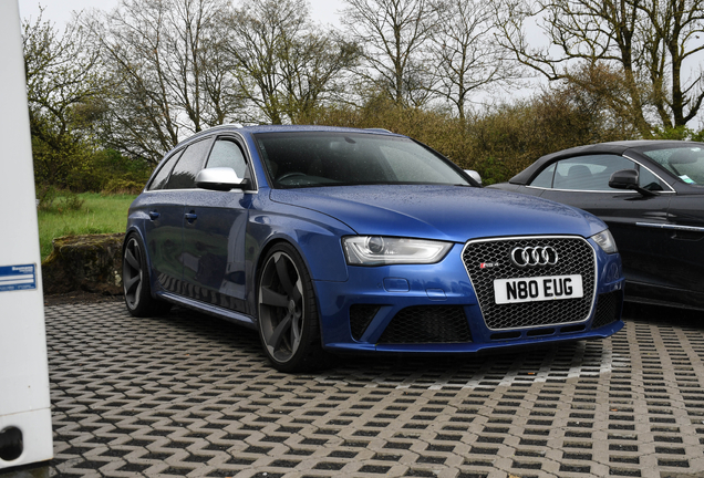 Audi RS4 Avant B8