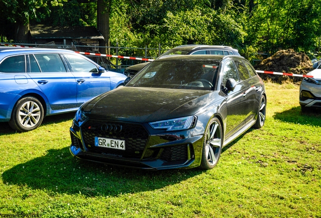 Audi RS4 Avant B9