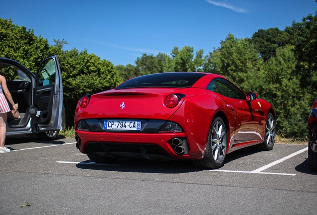 Ferrari California