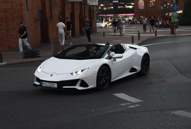 Lamborghini Huracán LP640-4 EVO Spyder