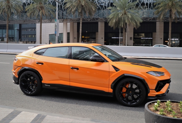 Lamborghini Urus Performante