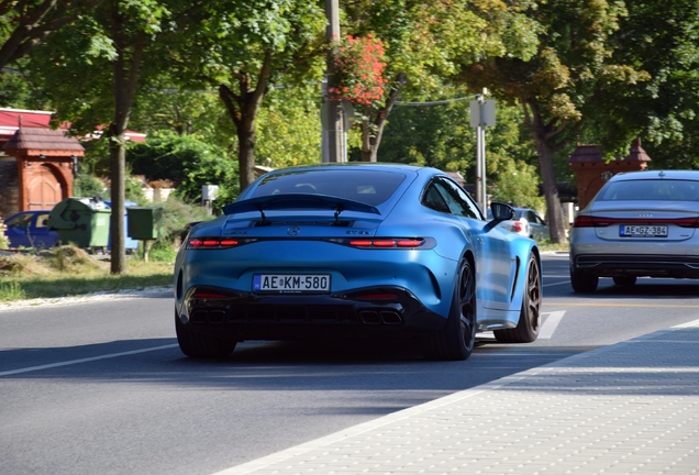 Mercedes-AMG GT 63 C192