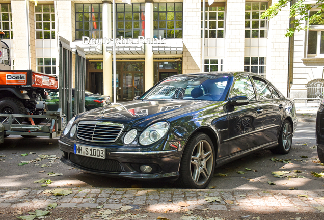 Mercedes-Benz E 55 AMG