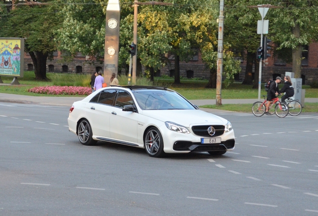 Mercedes-Benz E 63 AMG S W212