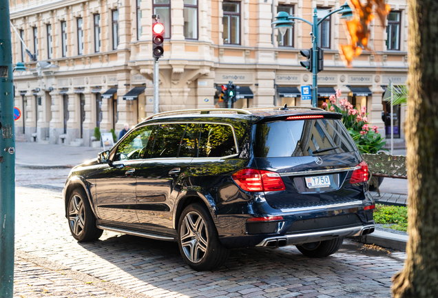 Mercedes-Benz GL 63 AMG X166