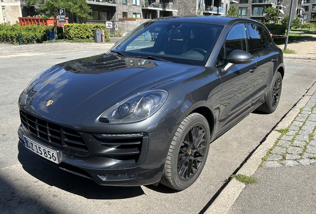 Porsche 95B Macan GTS