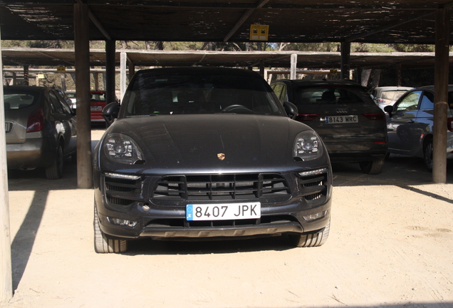 Porsche 95B Macan GTS