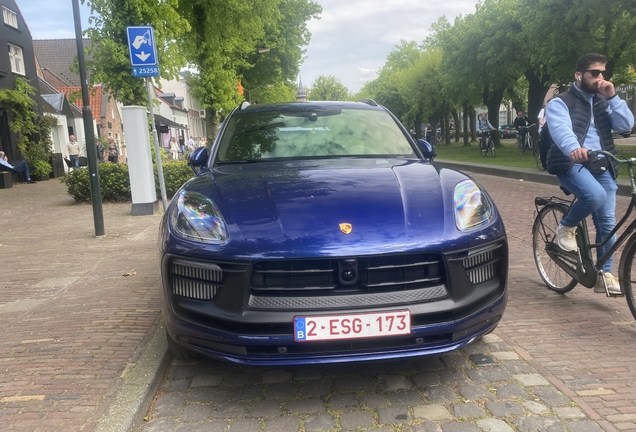 Porsche 95B Macan GTS MkIII