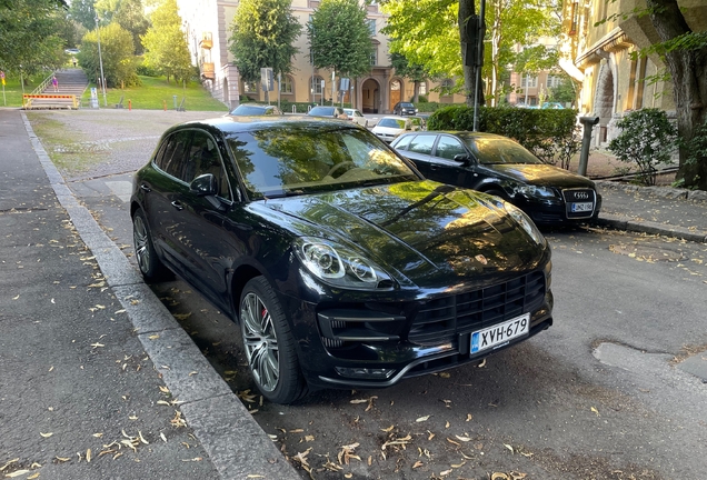 Porsche 95B Macan Turbo