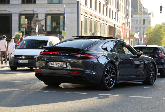 Porsche 971 Panamera Turbo S E-Hybrid