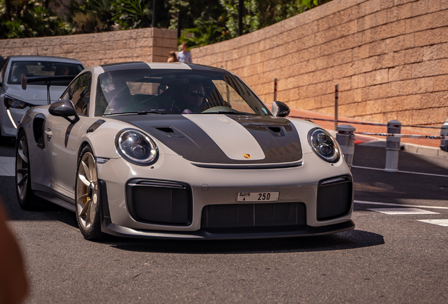 Porsche 991 GT2 RS Weissach Package