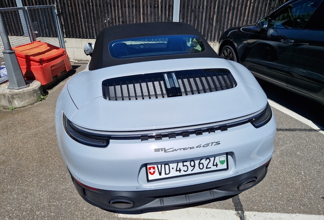 Porsche 992 Carrera 4 GTS Cabriolet