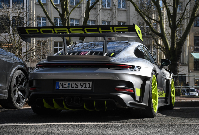 Porsche 992 GT3 RS Weissach Package