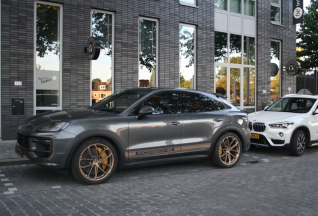 Porsche Cayenne Coupé Turbo E-Hybrid