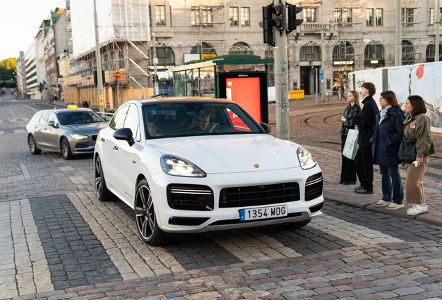 Porsche Cayenne Coupé Turbo S E-Hybrid