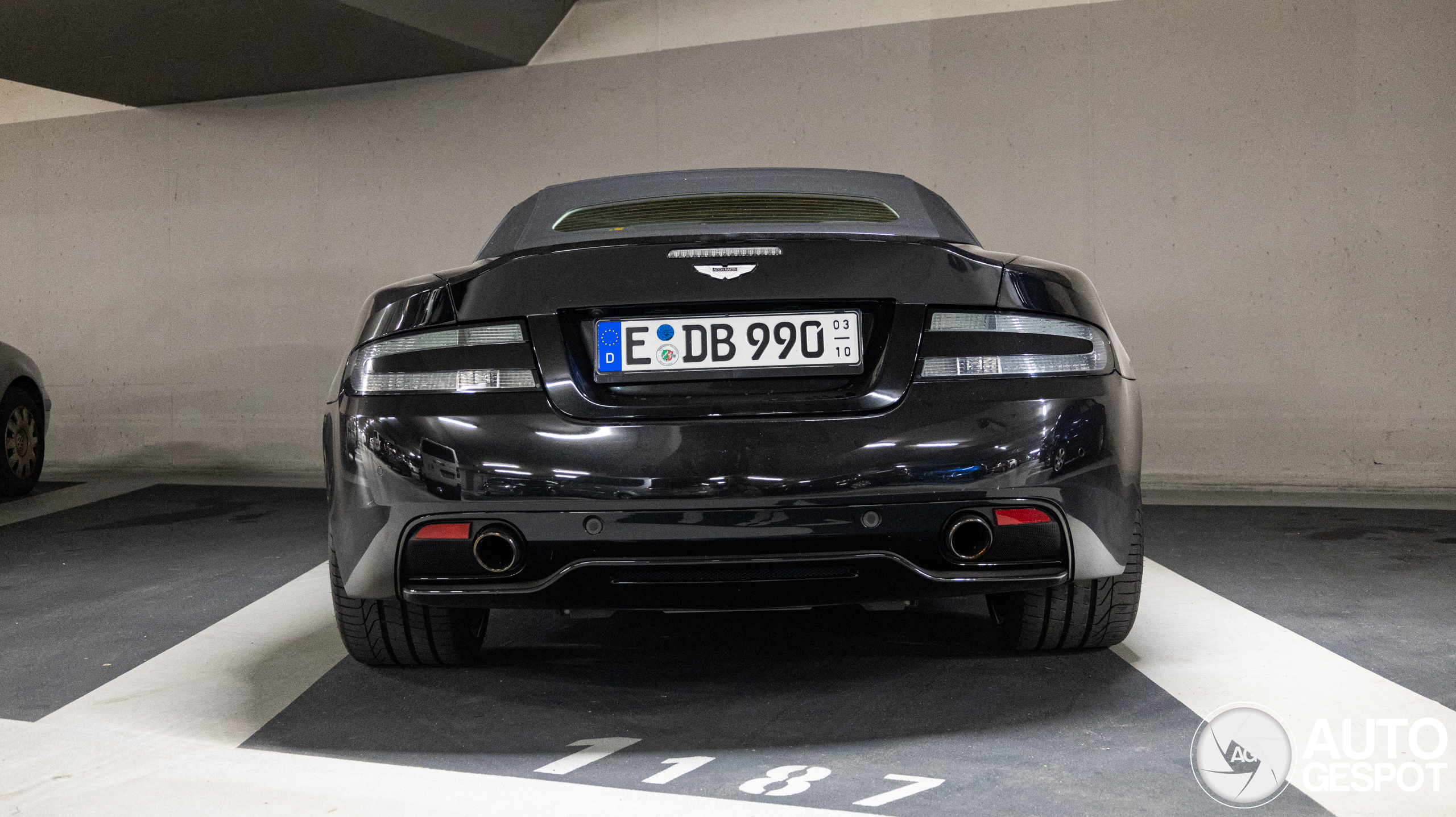 Aston Martin DB9 Volante 2013