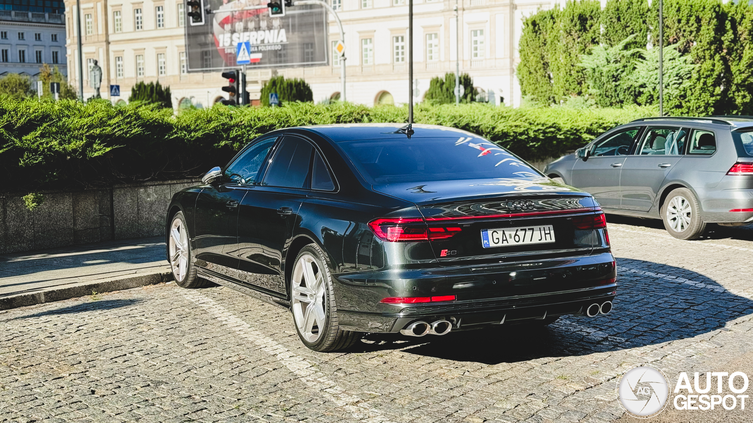 Audi S8 D5