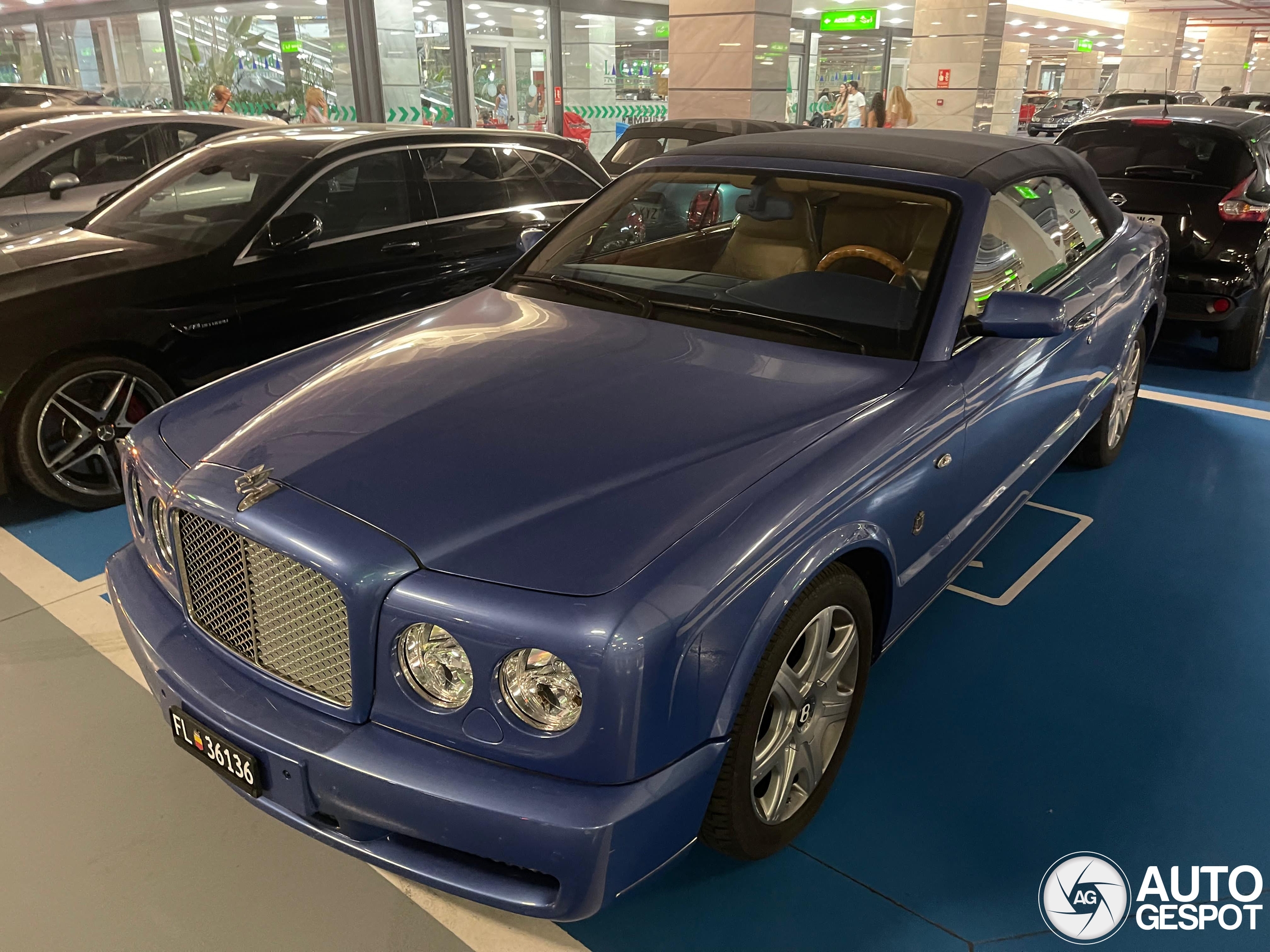 Bentley Azure 2006