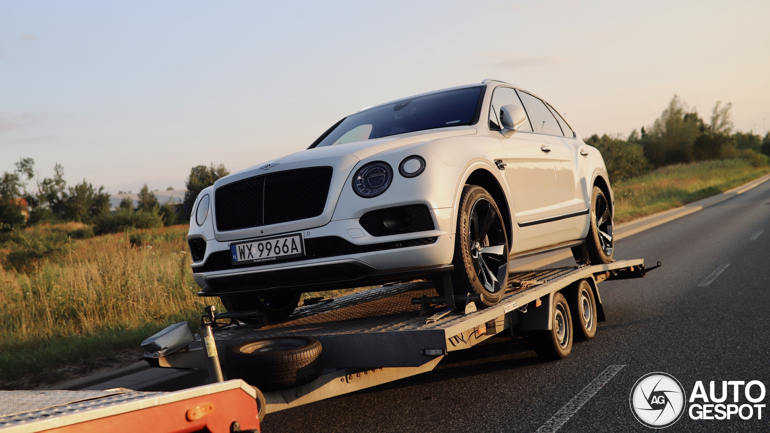 Bentley Bentayga V8