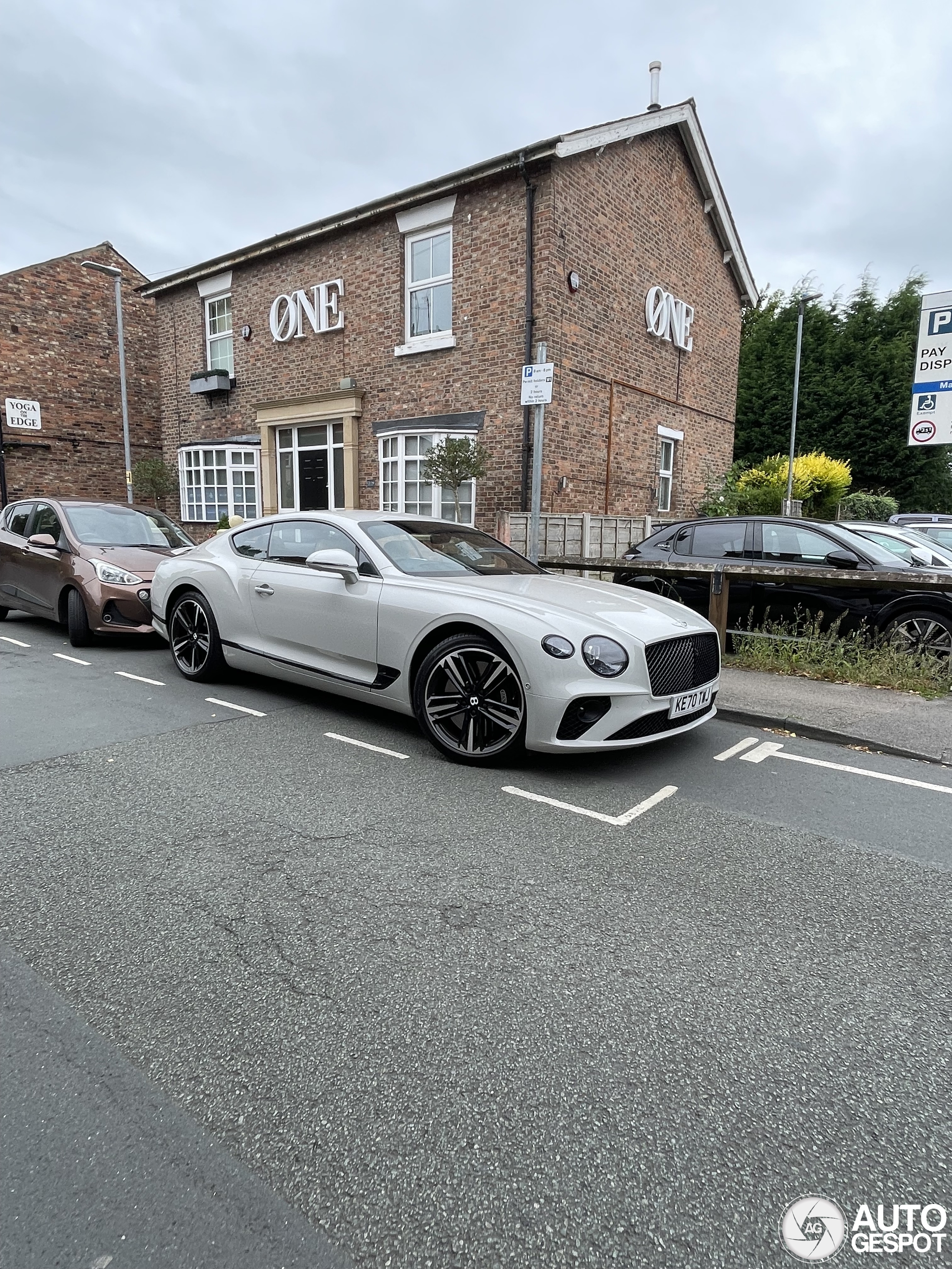 Bentley Continental GT V8 Azure