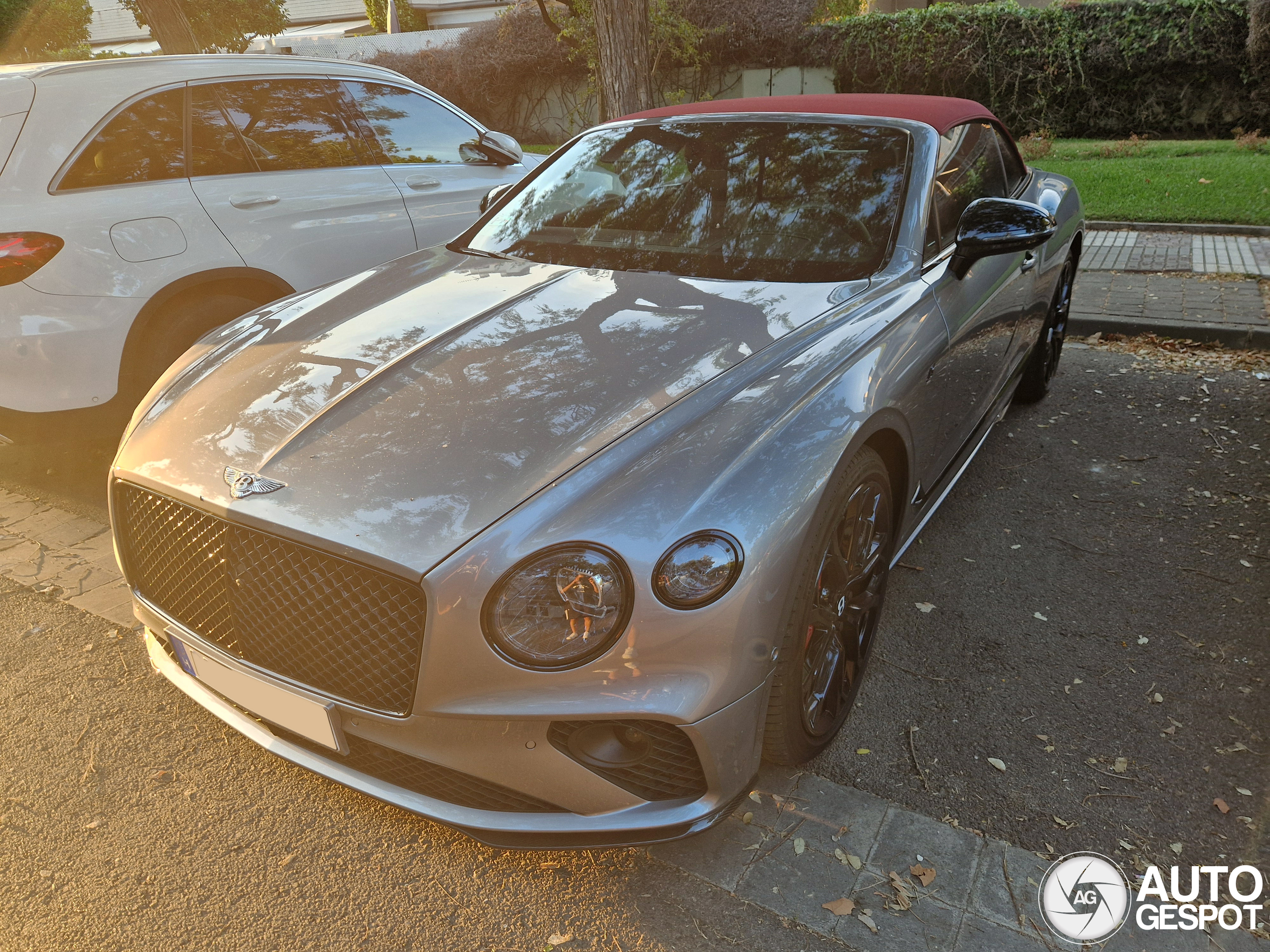 Bentley Continental GTC V8 S 2023