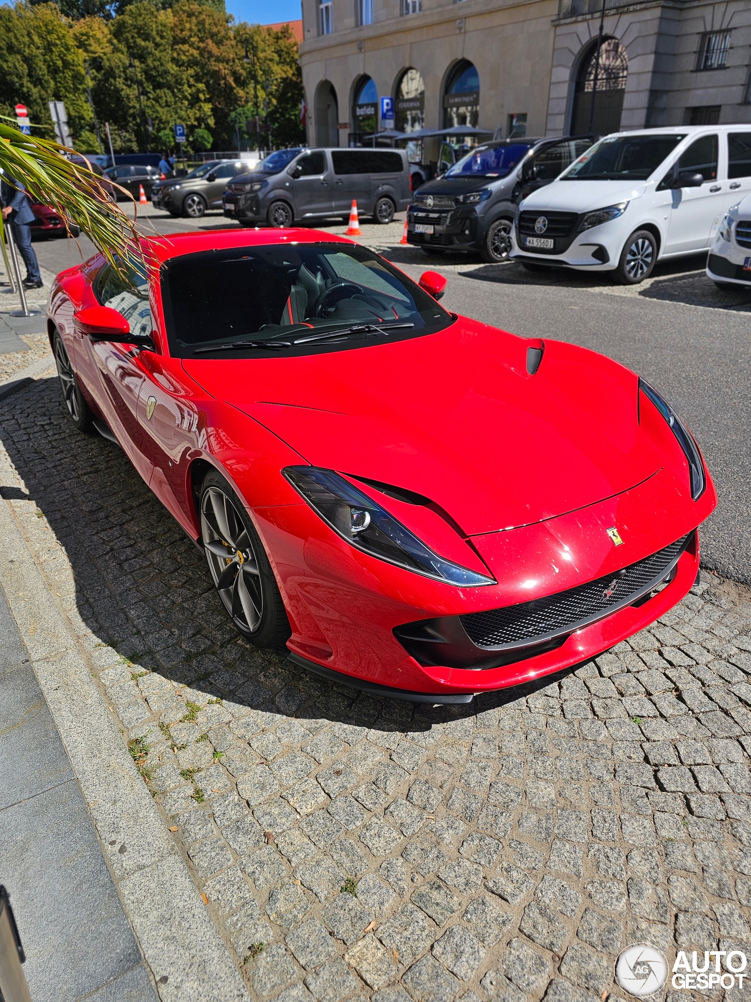 Ferrari 812 GTS