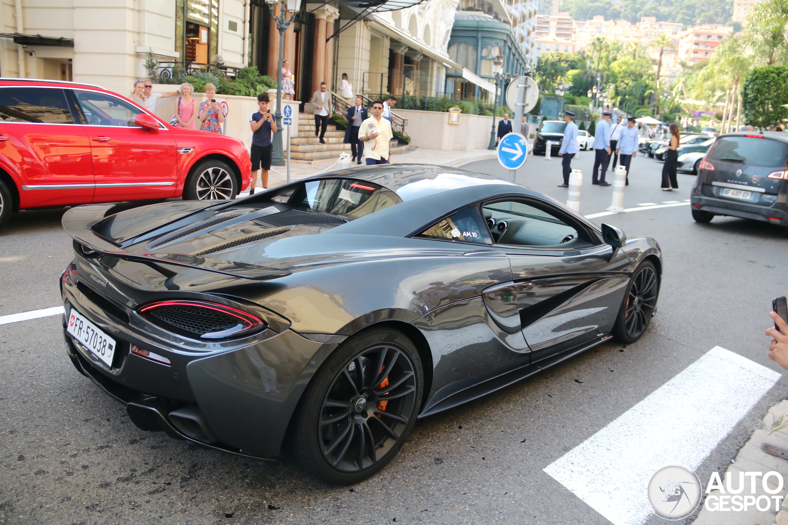 McLaren 570S