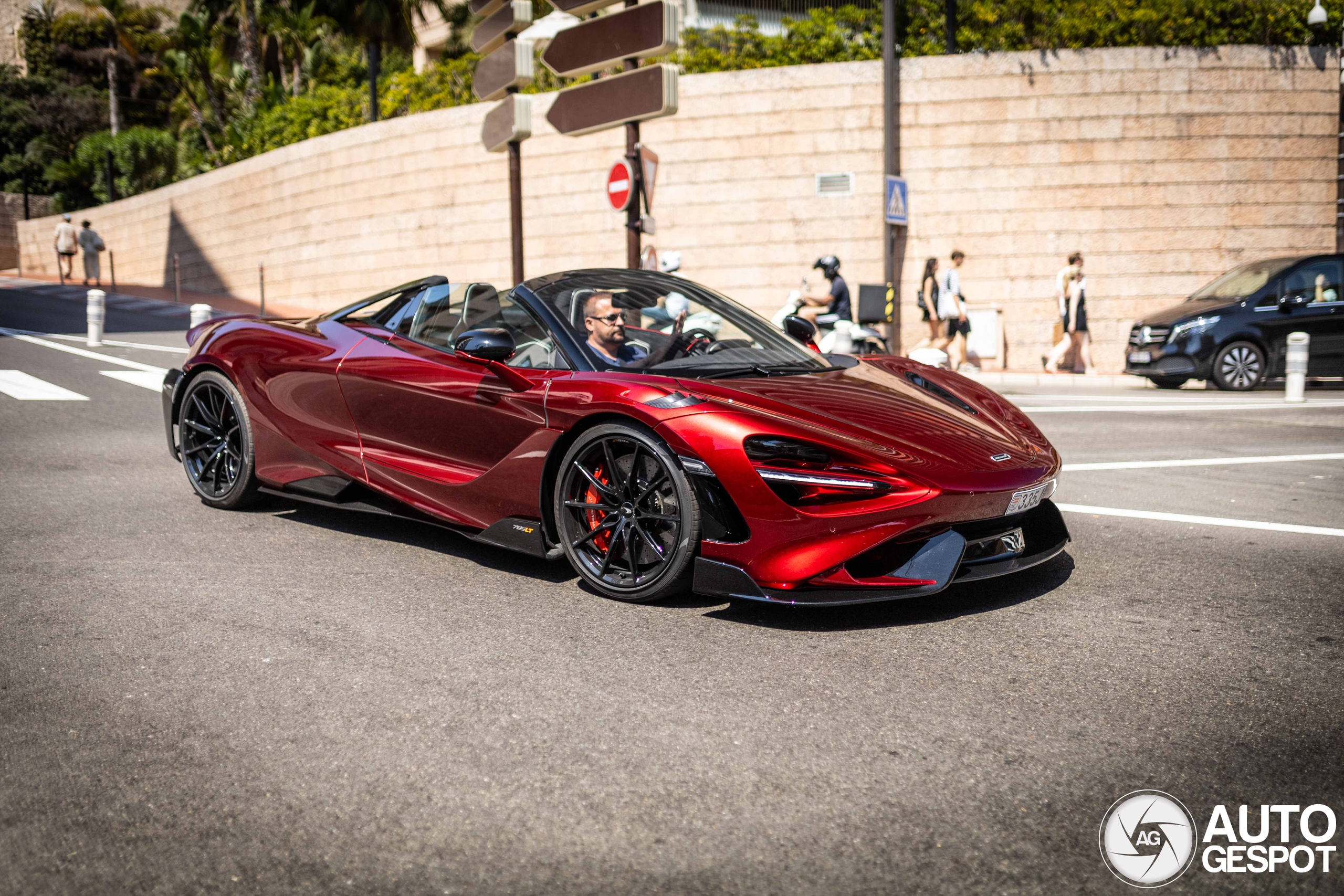 McLaren 765LT Spider