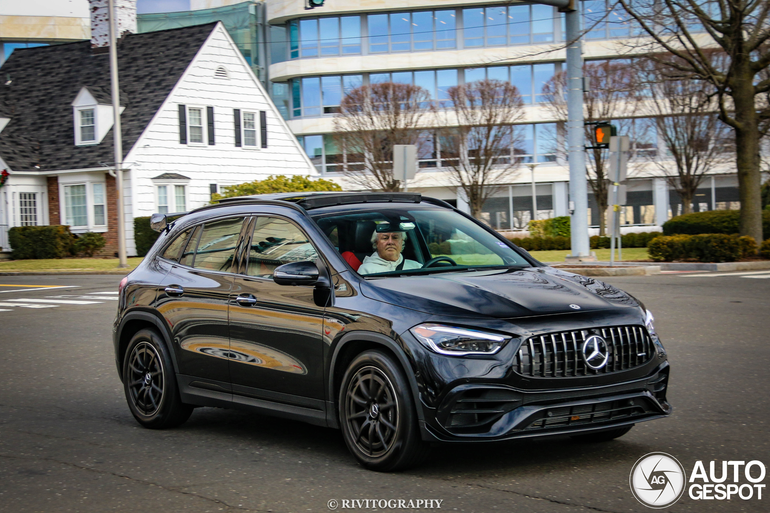 Mercedes-AMG GLA 45 4MATIC+ H247