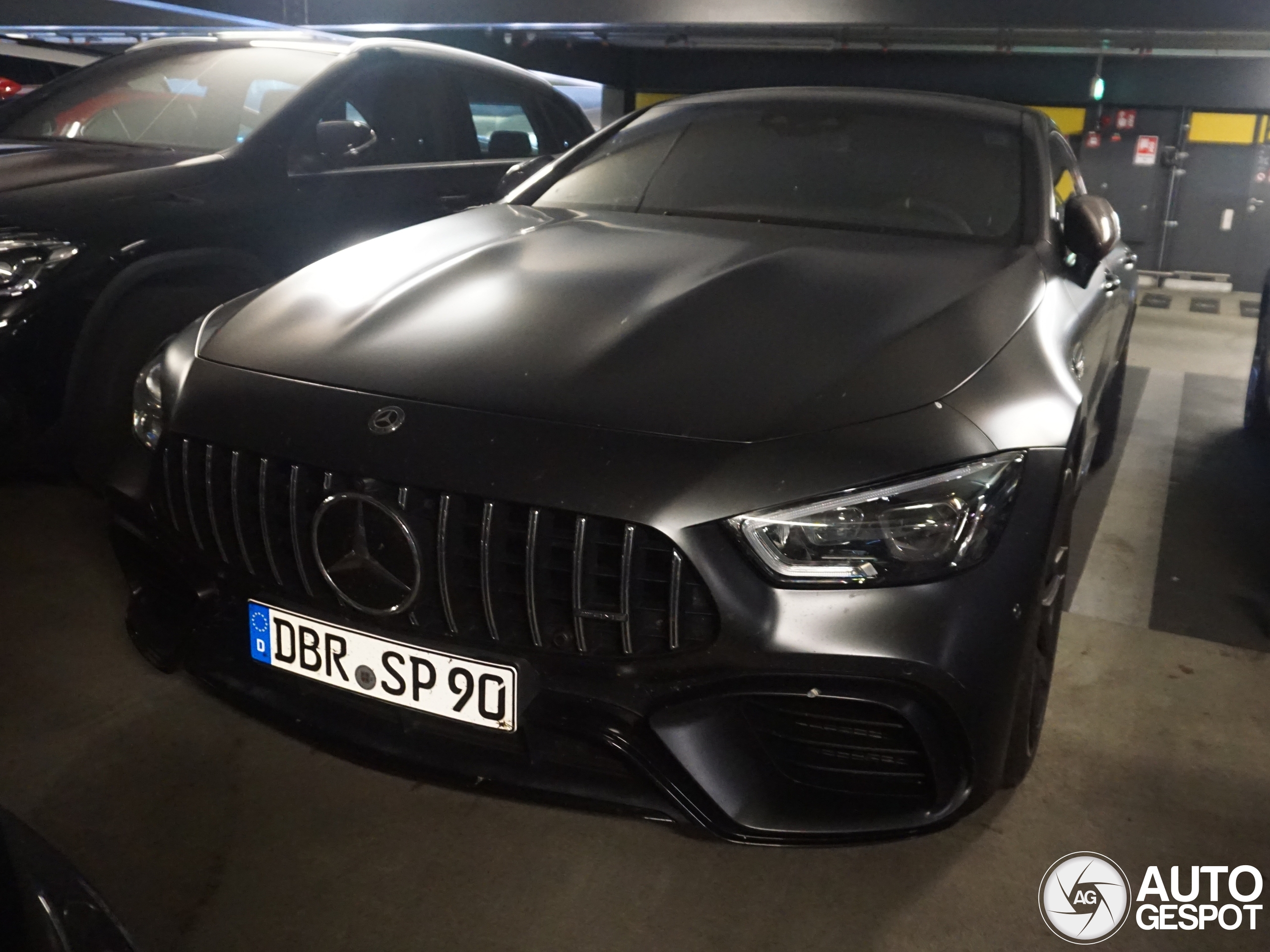 Mercedes-AMG GT 63 S X290