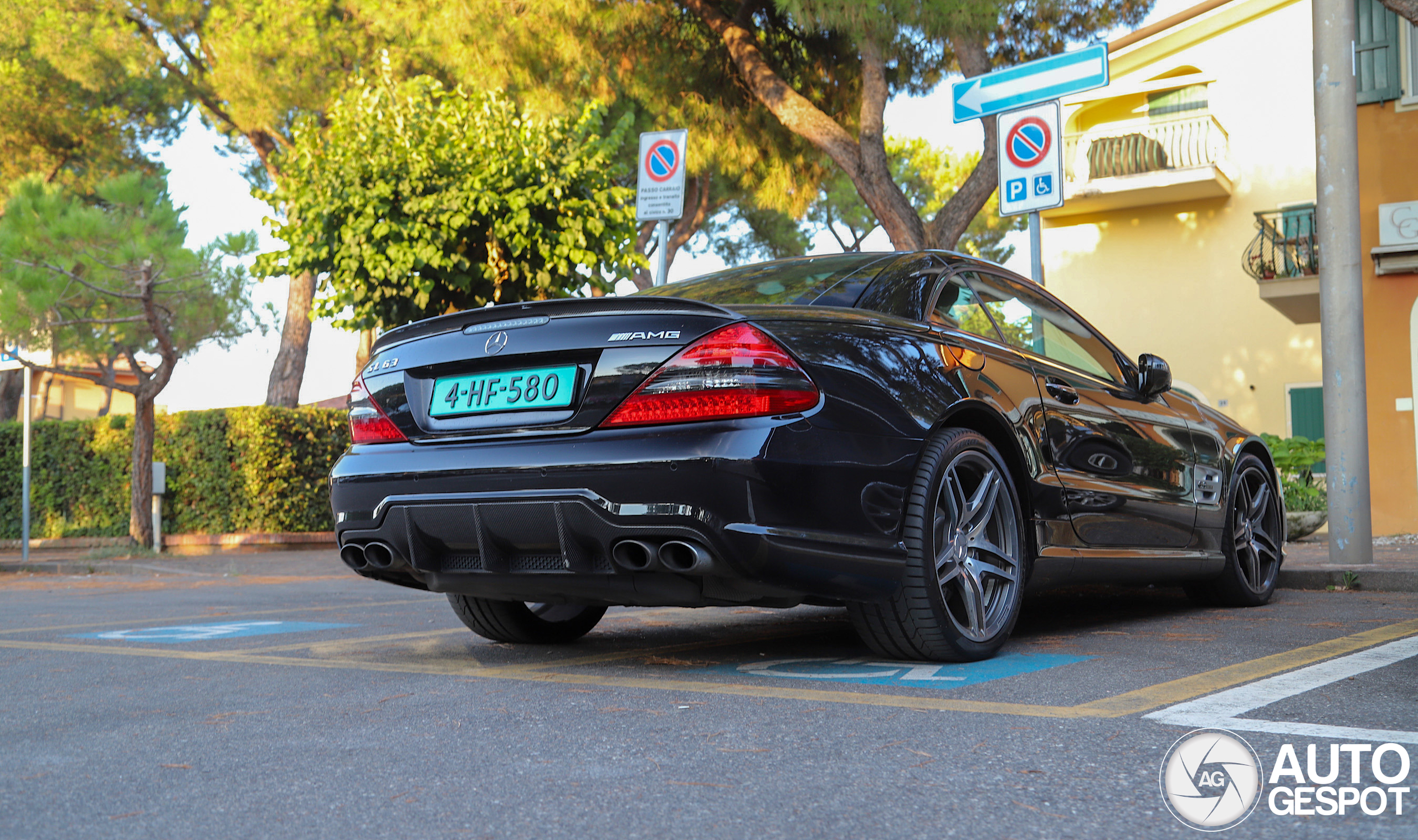 Mercedes-Benz SL 63 AMG