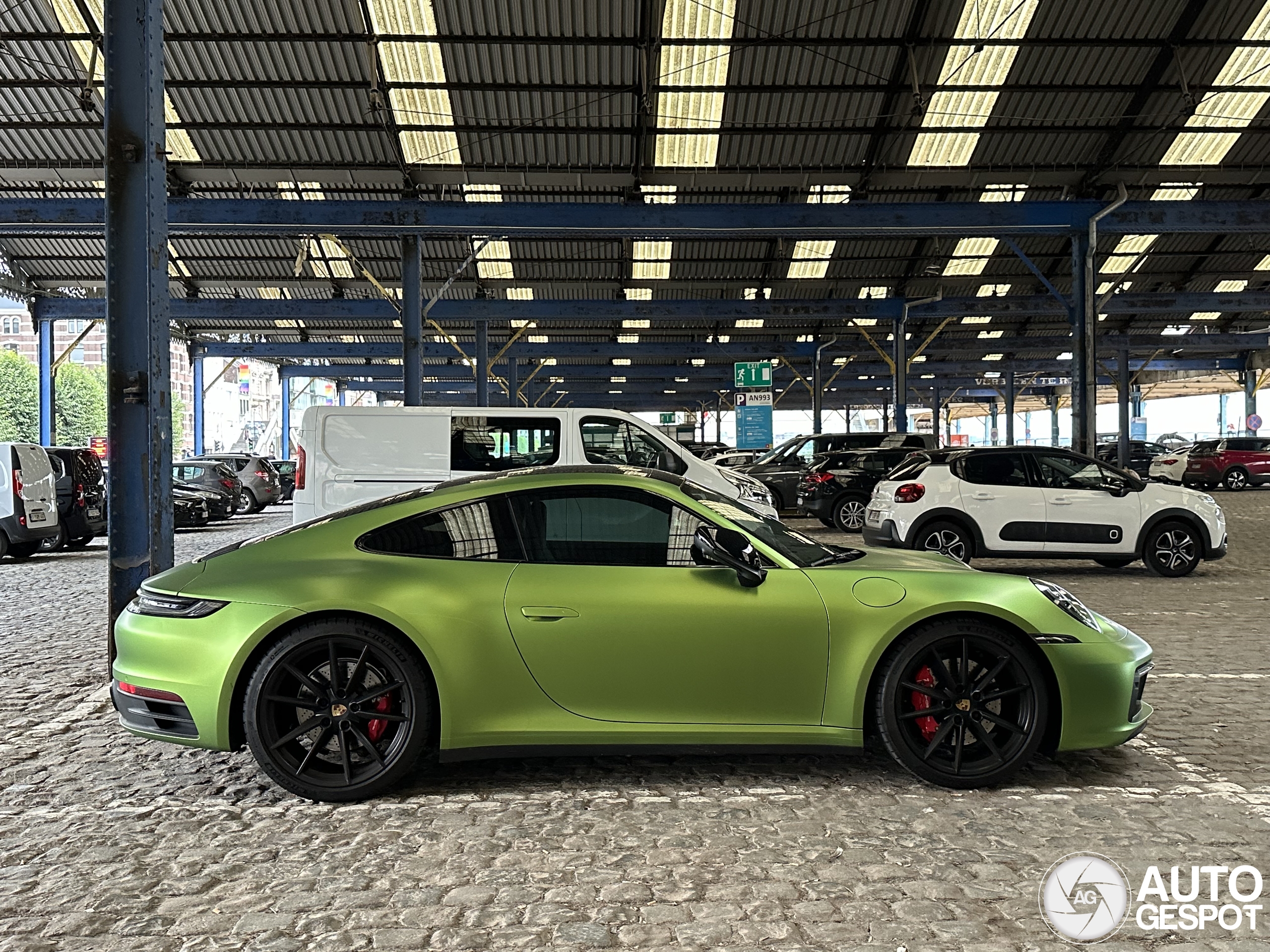 Porsche 992 Carrera S