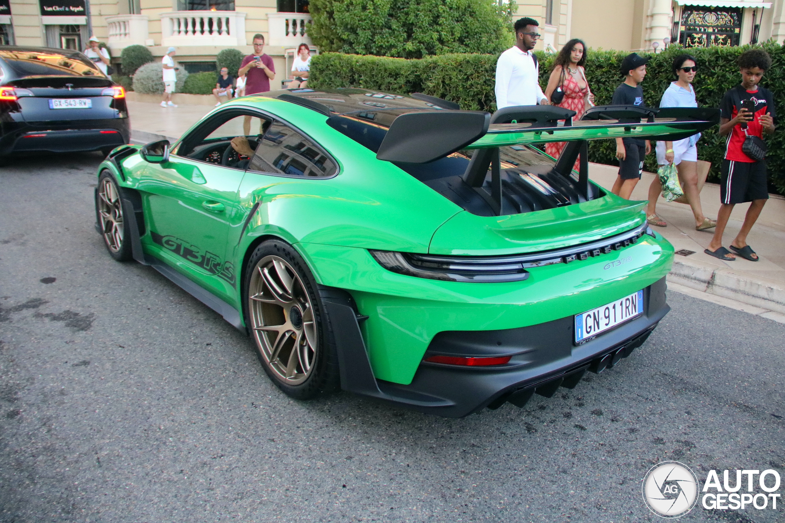 Porsche 992 GT3 RS Weissach Package