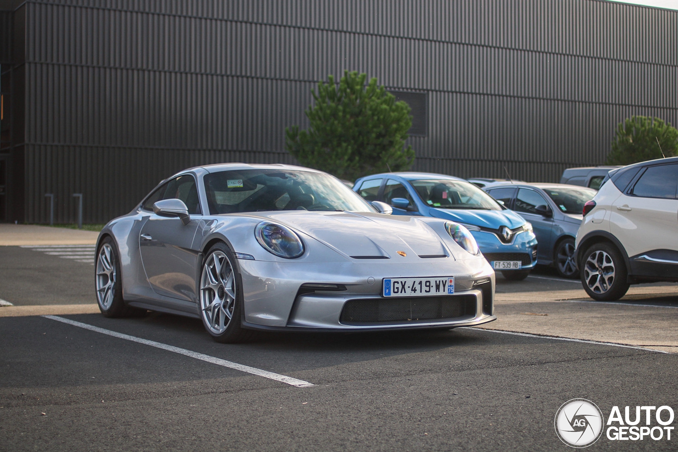 Porsche 992 S/T