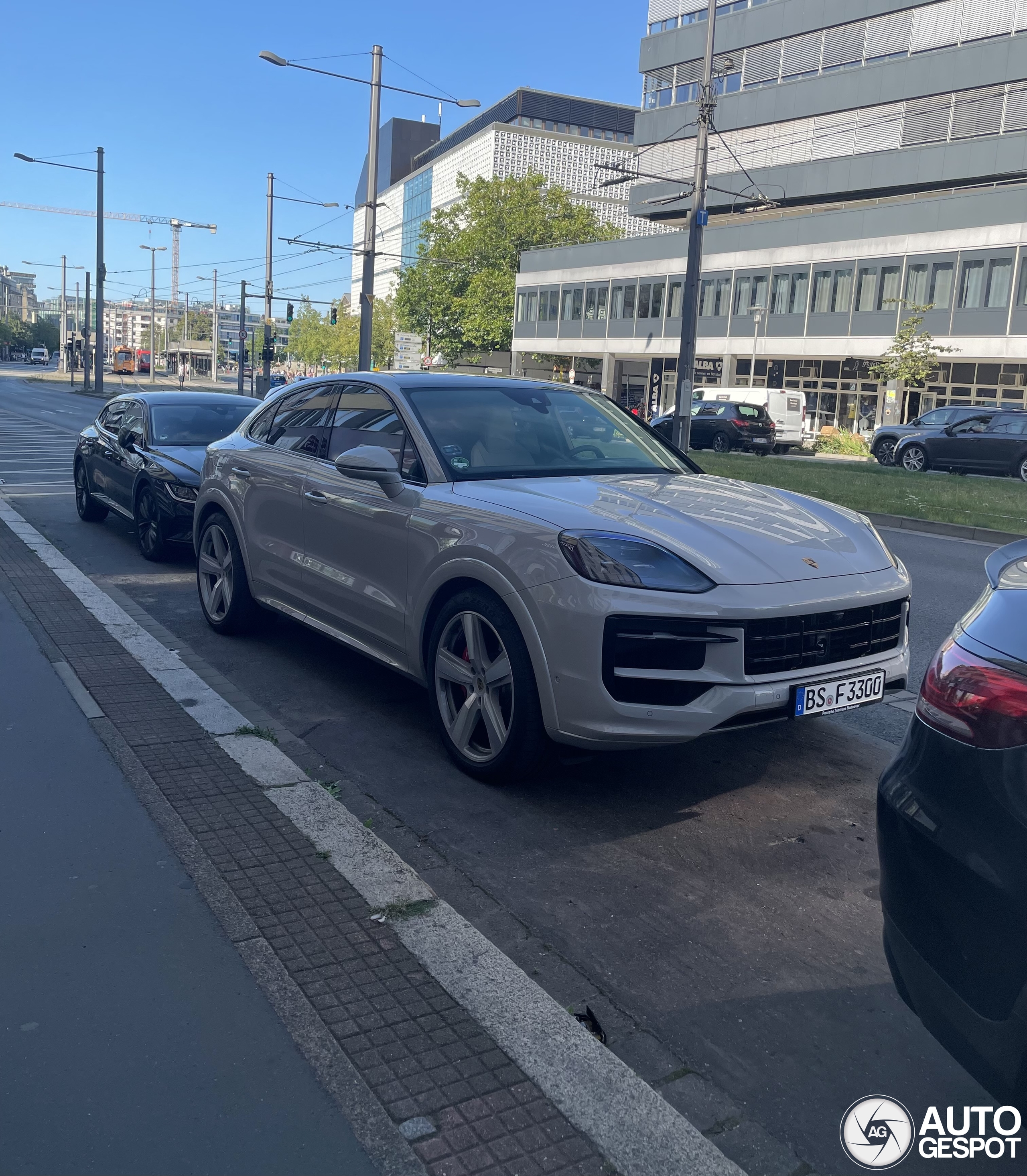 Porsche Cayenne Coupé Turbo E-Hybrid