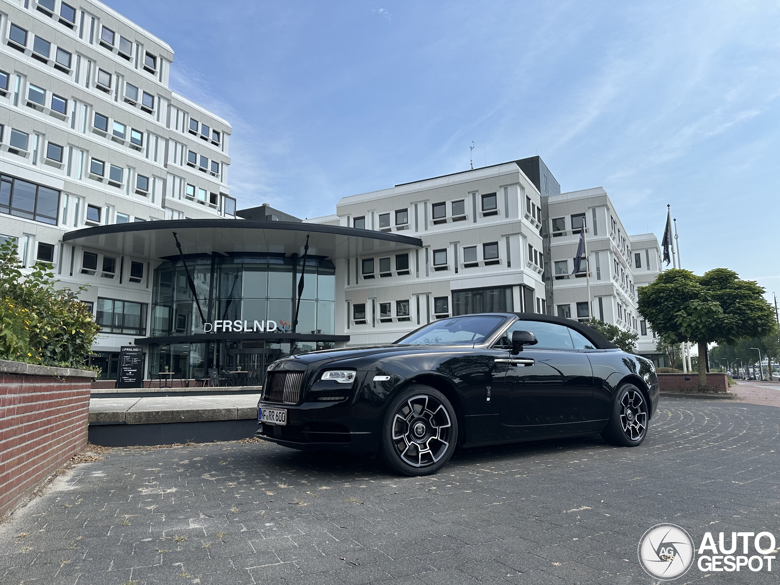 Rolls-Royce Dawn Black Badge