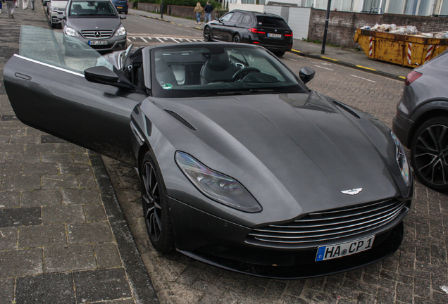 Aston Martin DB11 V8 Volante