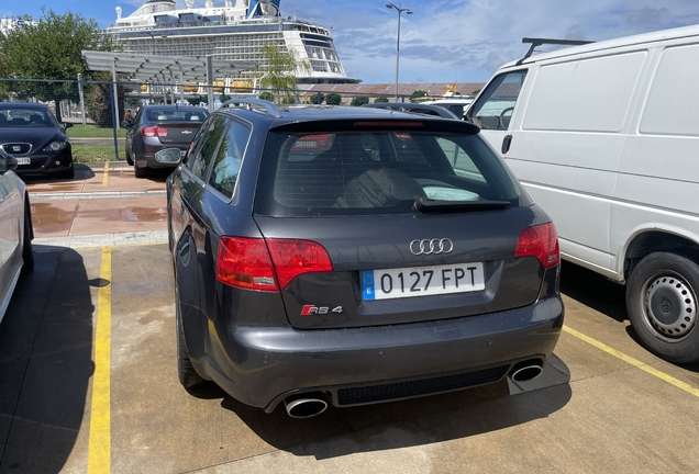 Audi RS4 Avant B7