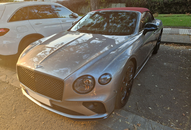 Bentley Continental GTC V8 S 2023