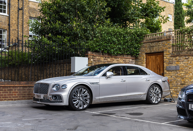 Bentley Flying Spur Hybrid Mulliner