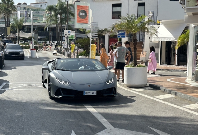 Lamborghini Huracán LP640-4 EVO Spyder