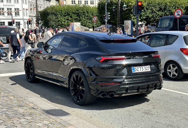 Lamborghini Urus S