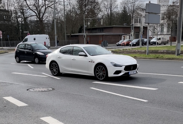 Maserati Ghibli Trofeo