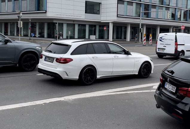 Mercedes-AMG C 63 Estate S205